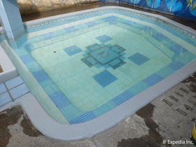 Horizon Frontier Hotel