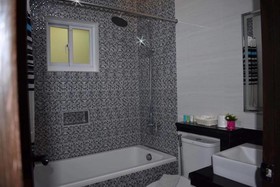 Jo Carter's Hotel & Suites