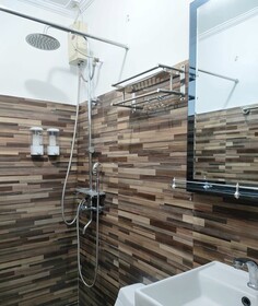 King Rapid Rise Hotel
