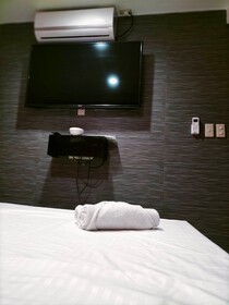 King Rapid Rise Hotel