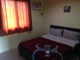Poleng Suites Hotel