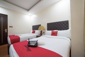 RedDoorz Plus @ Balibago Angeles City