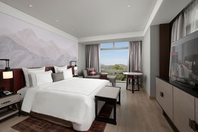 Swissotel Clark