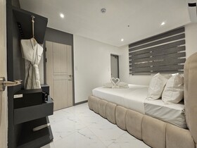 The Clover Hotel