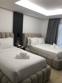 The Clover Hotel