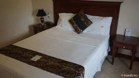Valentino's Hotel
