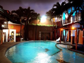 Walkabout Hotel