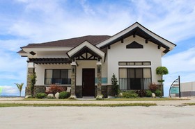 Argao Royal Palms Service Villas