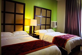 Avenue Suites