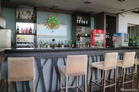 Avenue Suites
