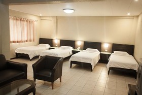 Circle Inn - Hotel & Suites
