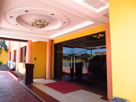 Grand Regal Hotel Bacolod