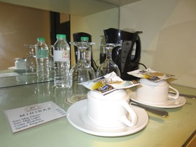 L’ Fisher Hotel