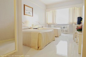 Luxur Place