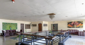 Middle Town Inn by ZEN Rooms