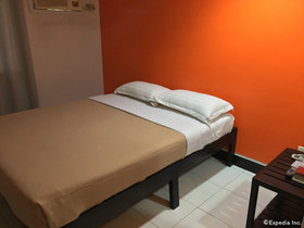 Negrense Suites