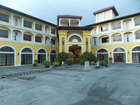 Planta Centro Bacolod Hotel & Residences