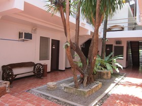 Pleasant Travelers Pension House