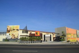 One Serenata Hotel Bacoor