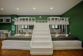 Capital O 729 Oak And Stone Bed And Breakfast