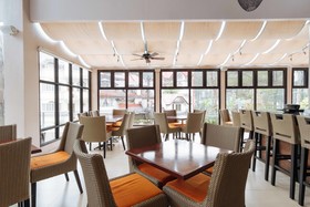 C Boutique Hotel by RedDoorz