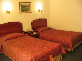 City Travel Hotel