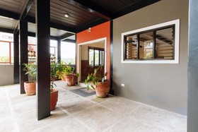 Hotel Ramiro by RedDoorz