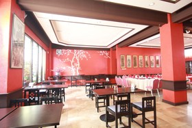 Hotel Supreme