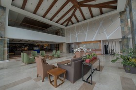 Newtown Plaza Hotel
