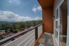 Newtown Plaza Hotel