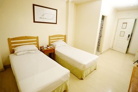 Ridgewood Hotel
