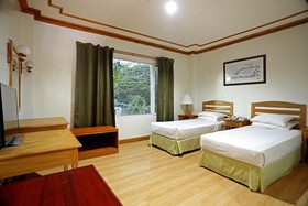 Ridgewood Hotel