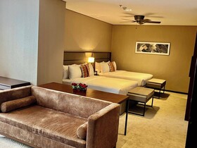 The Plaza Garden Hotel And Residences