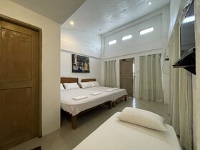 Akkaw Baler Hometel