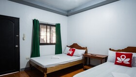 Ninas Transient House by ZEN Rooms