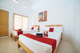RedDoorz @ Sabang Beach Baler