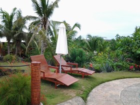 Maia's Beach Resort