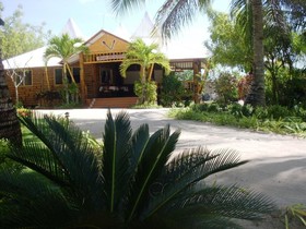 Maia's Beach Resort