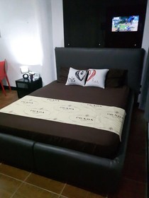 Micky Santoro Hotel & Restaurant