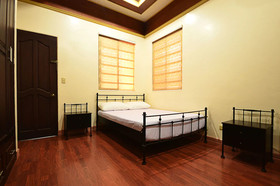 Den Den Guesthouse