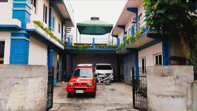 Den Den Guesthouse