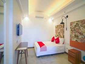 The Greenhive Hotel by OYO Rooms