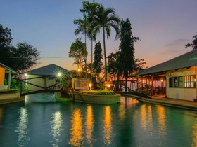 Lacuna Resort