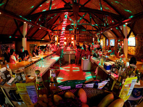 Alona Vida Beach Resort