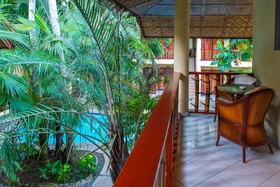 Alona Vida Beach Resort