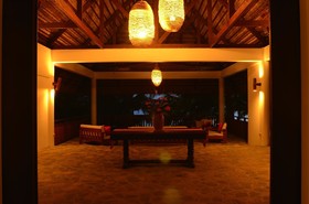 Amun Ini Beach Resort & Spa
