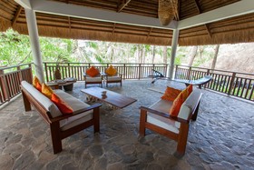Amun Ini Beach Resort & Spa