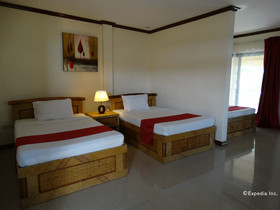 Anda White Beach Resort