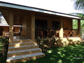 Anda White Beach Resort