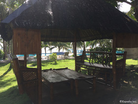 FloWer Beach Resort